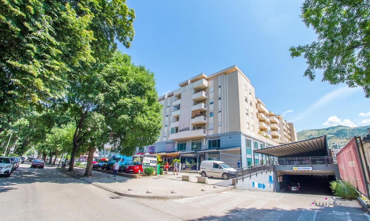 Apartment R Luxor With Parking Garage Mostar Exterior photo